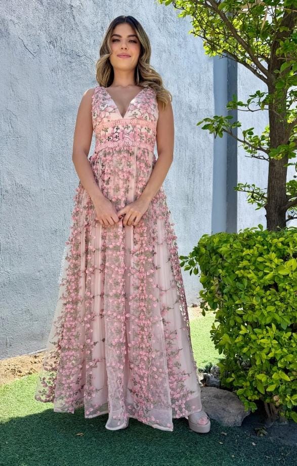VESTIDO BEIGE FLORES ROSA LARGO SI MANGAS