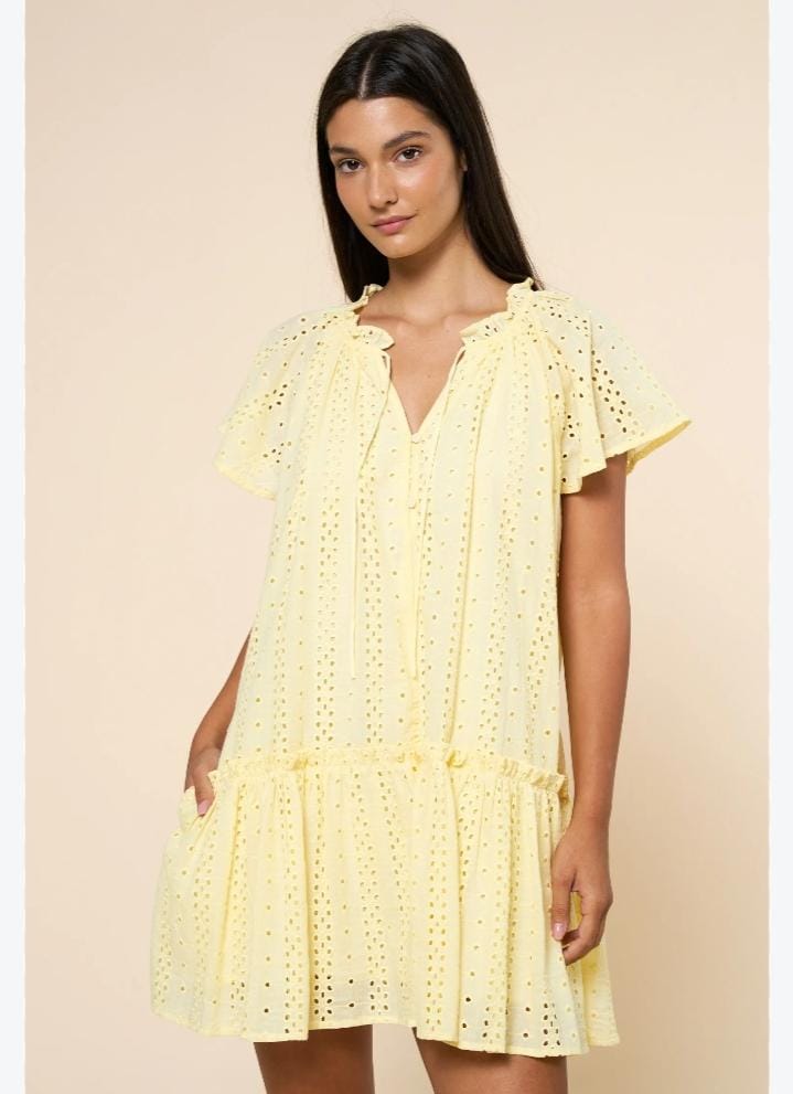 VESTIDO AMARILLO CALADO CORTO HOLGADO