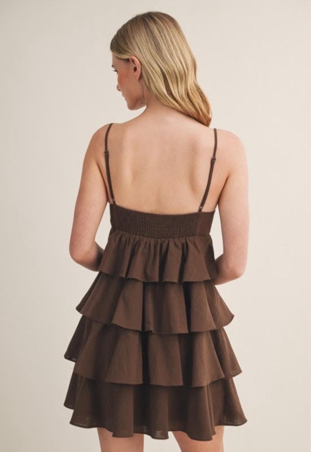VESTIDO CHOCOLATE OLANES TIRANTES