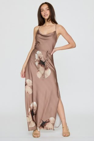 Vestido Midi Floral de Seda