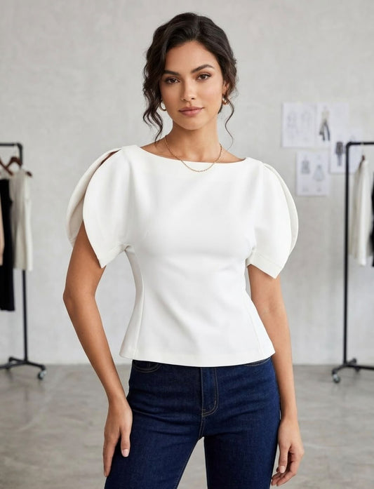 blusa blanca con manga lisa