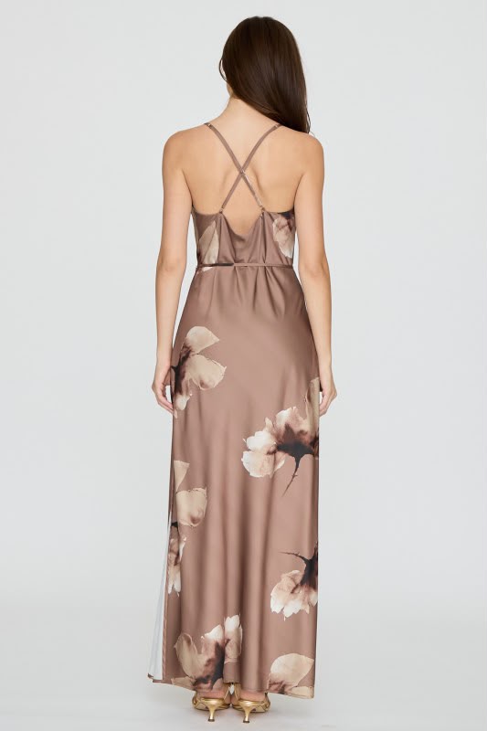 Vestido Midi Floral de Seda