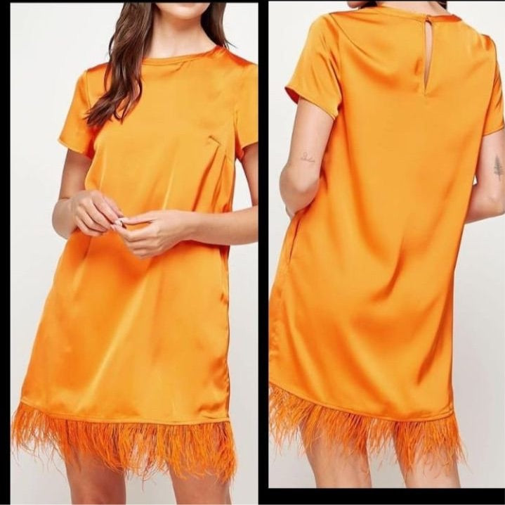 VESTIDO NARANJA SEDA CON PELUCHE