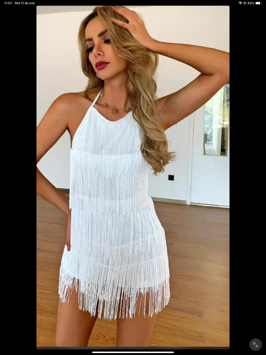 VESTIDO BLANCO FLECOS